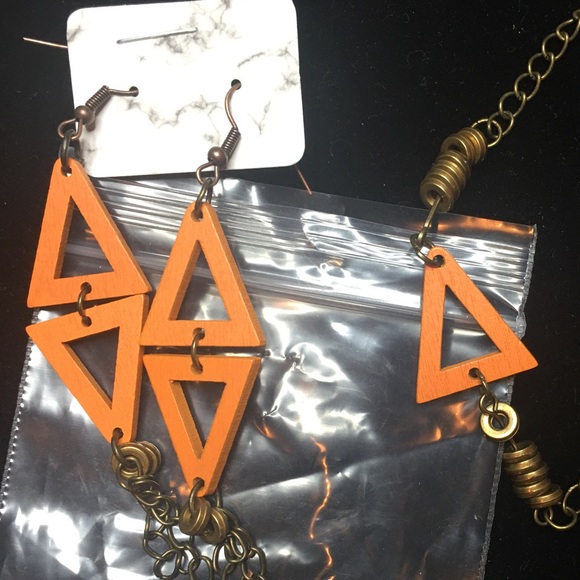 Handmade Orange Triangle & Bronze Earring & Bracelet Set - Picture 2 of 5